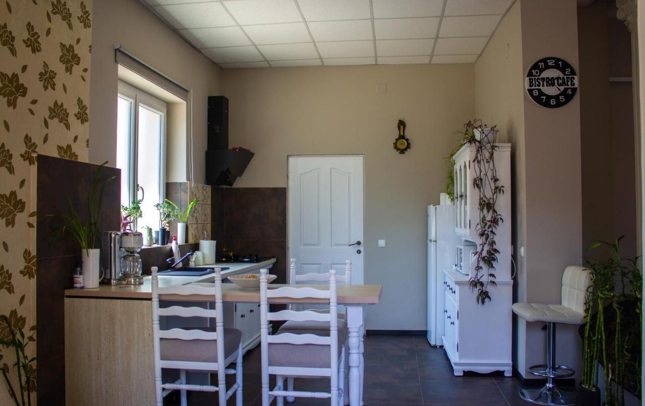 Yox Apartment 1 Орадеа Екстериор снимка